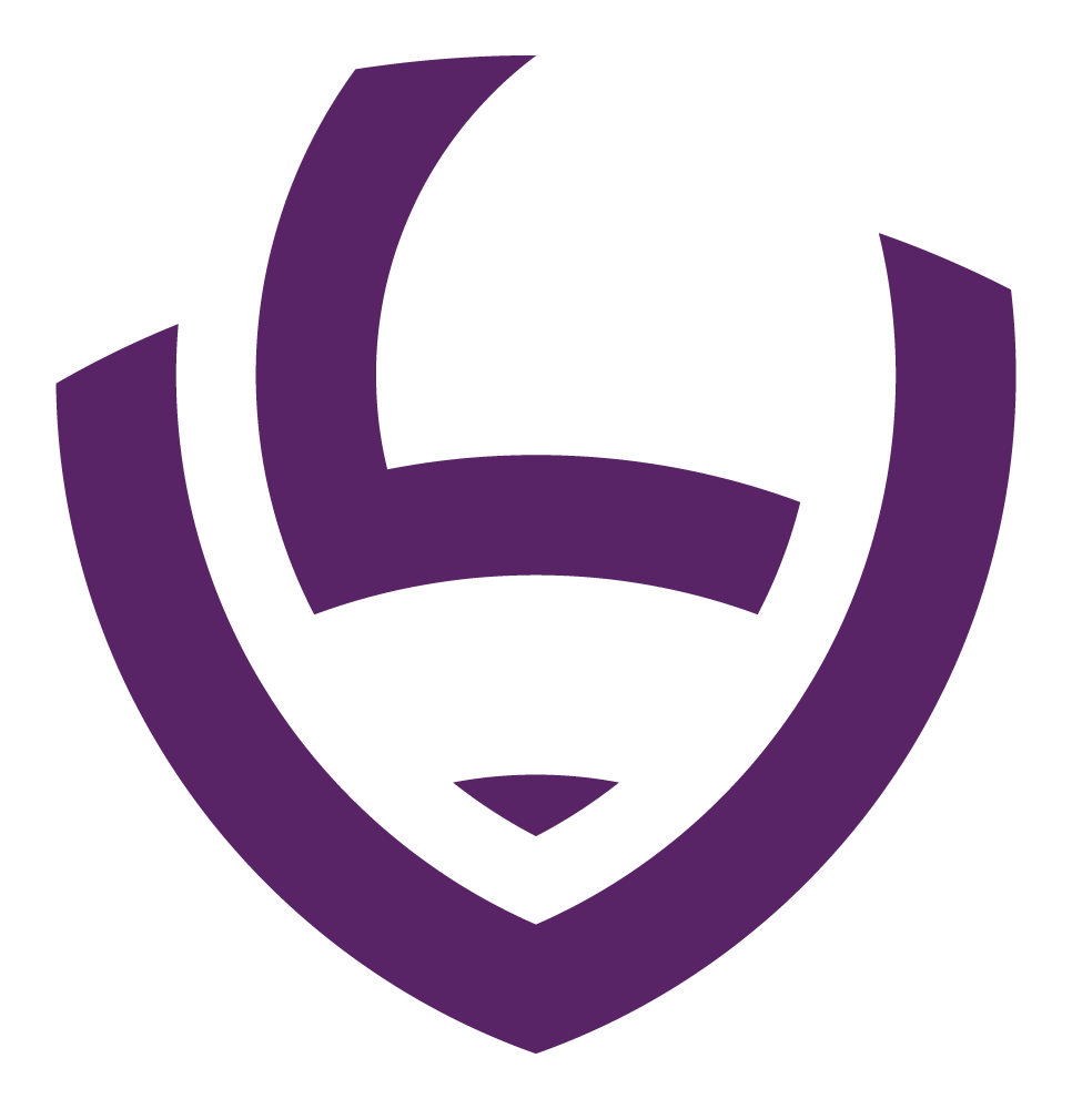 Logotipo da Locvap em formato de escudo roxo, representando confiança e proteção. Empresa de aluguel de extratora para limpeza de estofados, sofás e carpetes em São José dos Campos, Jacareí e região do Vale do Paraíba.